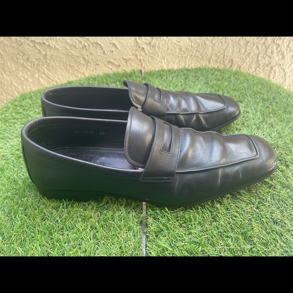 PRADA - Picture 2 of 15